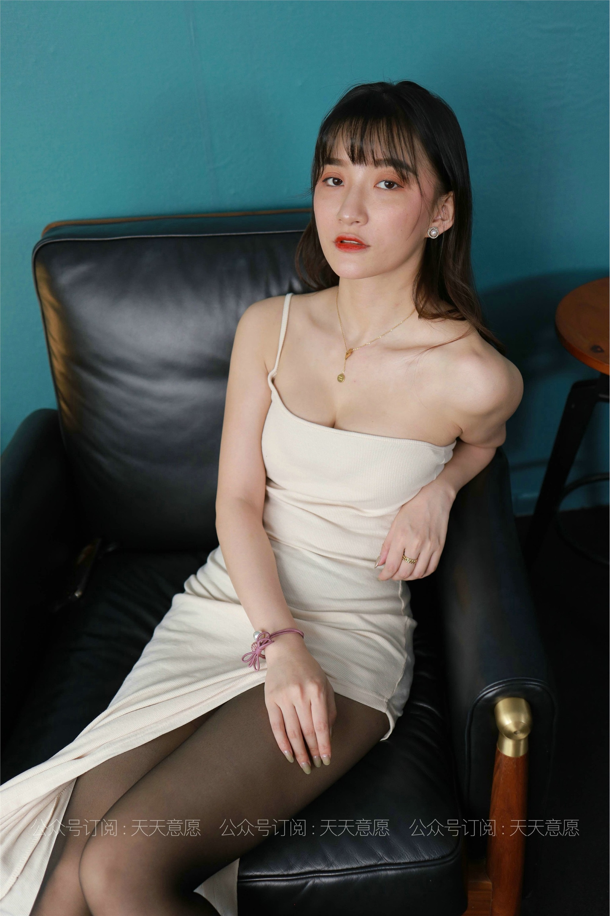 IESS异思趣向  2021.07.16 丝享家863：秋秋《高叉包臀裙》